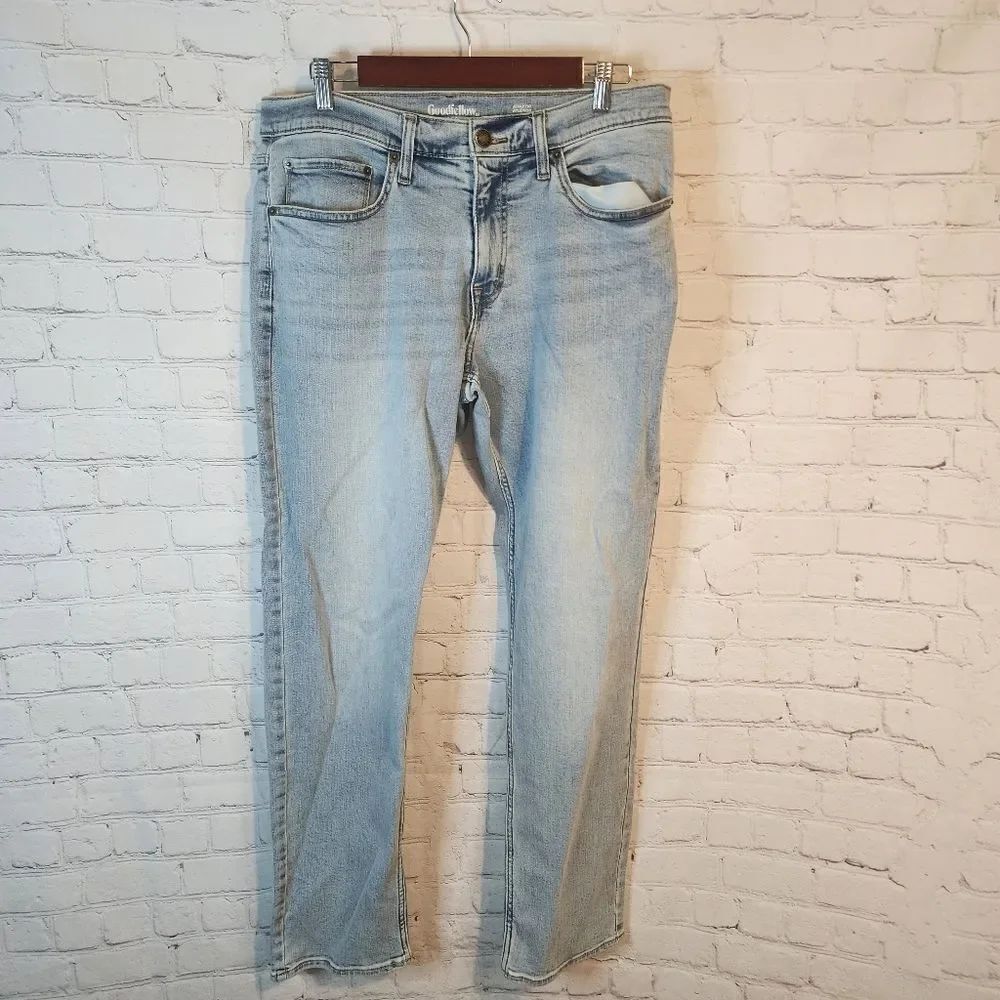 Men's Goodfellow & Co "Total Flex, Athletic" jeans, size 34 X 32